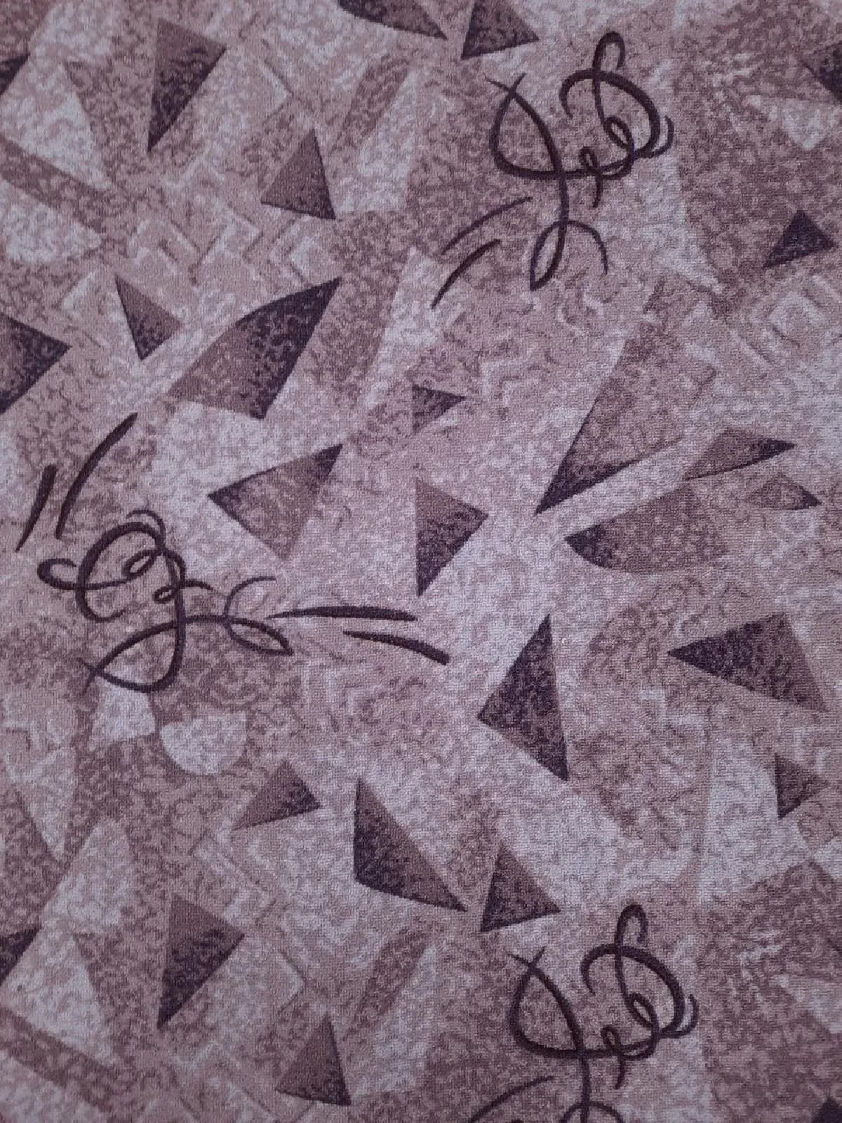 910