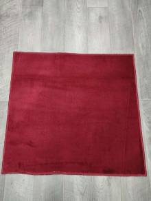 Коврик №411-красный,размер 0,9 на 1 метра