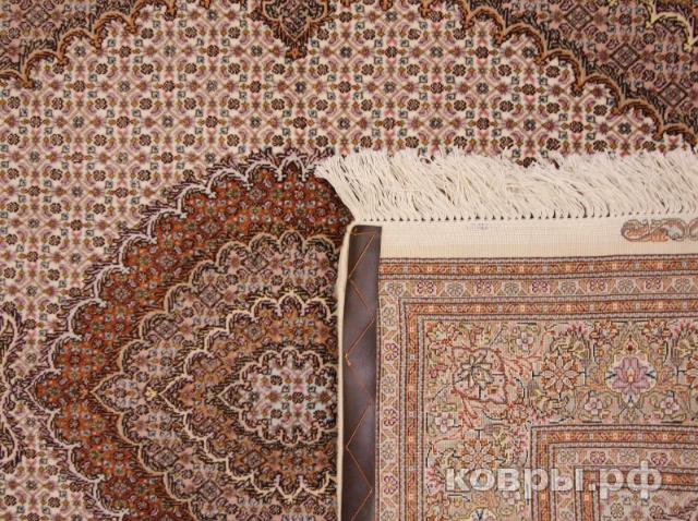 ковер ручной работы Иранский ковер ручной работы из шелка и шерсти Mahi (Махи) 2.05x1.58 — фото 2