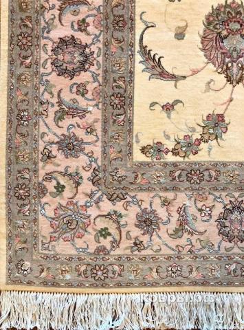 ковер ручной работы Иранский ковер ручной работы из шелка и шерсти Tabriz (Табриз Авшан) 2.45x2 — фото 3