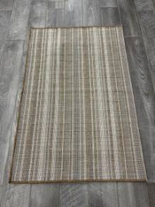 Коврик №956,бежевый,размер 0,9 на 1,4 метра
